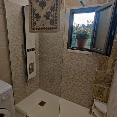 Trullo Nonno Nino דירה *