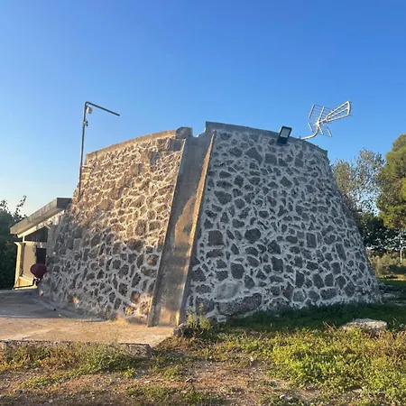 Trullo Nonno Nino ガラトーネ