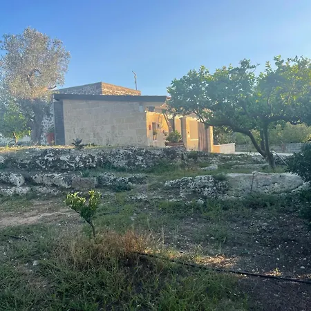 Trullo Nonno Nino דירה *
